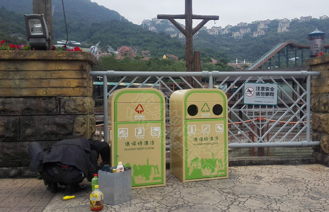 戶(hù)外鋼制垃圾桶廠(chǎng)家哪家好看廣西南寧景區(qū)